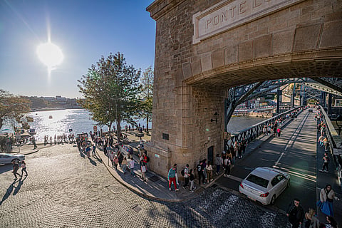 Segundo a acusação do MP, os crimes terão ocorrido entre dezembro de 2022 e julho de 2023, no Porto.