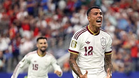 Porro fez o 2-0 e tranquilizou a Espanha.