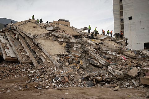 Número de mortos no sismo na Venezuela sobe para 4829