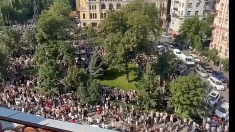 Ucranianos saíram às ruas contra afastamento de Fedorov.