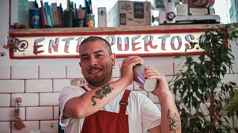 Sergio Palacios, 38 anos, é o responsável pelo único restaurante chileno de Lisboa, o Entre Puertos. 