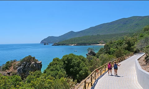 Arrábida. Governo reafirma que praias são públicas e Câmara de Setúbal confia na justiça para travar privatização 