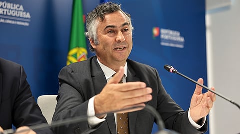 O ministro da Educação, Fernando Alexandre disse que entre as 227 mil provas pedidas e distribuídas aos alunos, o número com estas “desconformidades” é “reduzidíssimo”.