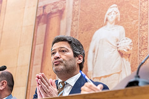 O líder do Chega explicou que também tinha a opção de avançar com uma moção de censura ao governo, mas defendeu que os portugueses não querem eleições antecipadas.