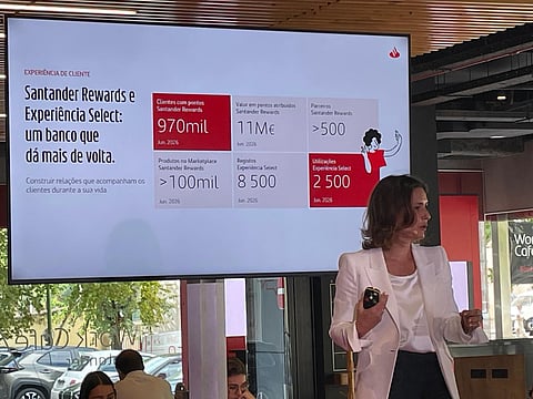 Santander apresenta lucros de 452 milhões no primeiro semestre