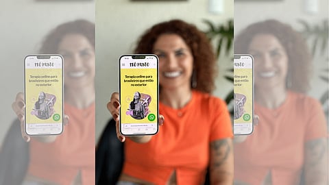 Plataforma reúne psicólogas para atendimento online de brasileiros no exterior.