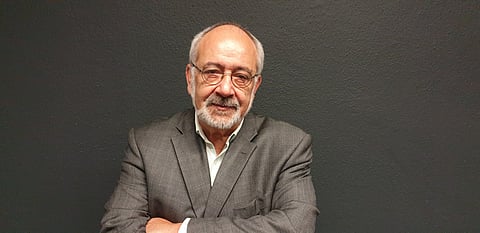 O escritor Francisco Moita Flores regressa com um novo policial, que tem a solução numa página do Diário de Notícias de 1969.