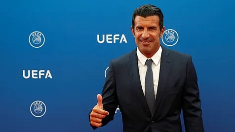 Luís Figo pede demissão de Infantino e acusa-o de "mentir" e "tentar enriquecer à custa do futebol"