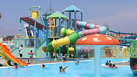 Três feridos graves após inalação de vapores tóxicos em parque aquático em Vieira de Leiria