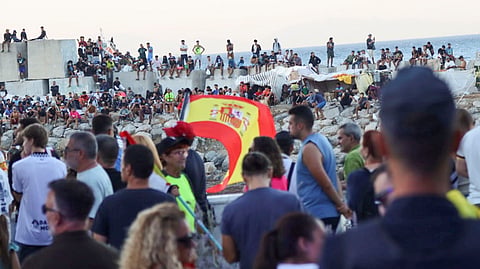 Protestos em Ceuta na sexta-feira, 28 de agosto, contra os migrantes.