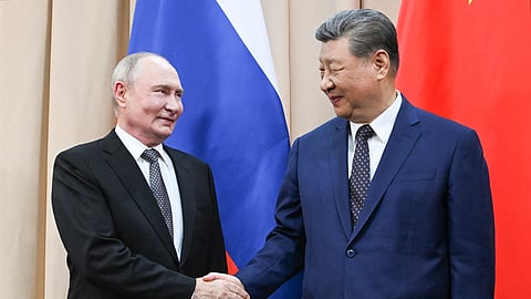 Kremlin descreveu o encontro entre Putin e Xi como “amigável e construtivo".