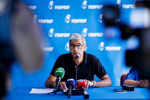 O secretário-geral da Fenprof, José Feliciano Costa, em conferência de imprensa sobre a abertura do ano escolar 2026/2027.