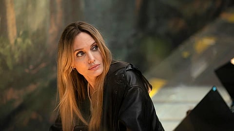 Angelina Jolie no mundo da alta costura.