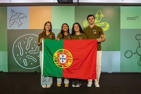 Equipa portuguesa disputou a 19.ª Olimpíada Ibero-Americana de Biologia, no Brasil, conquistando duas medalhes de prata, uma de bronze e uma menção honrosa.