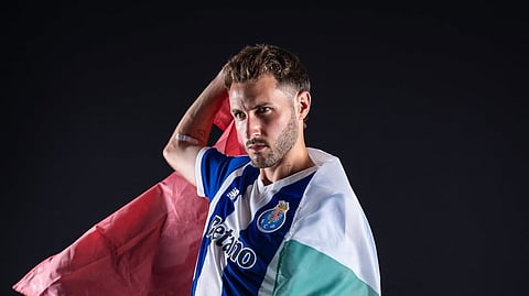  Santiago Giménez, avançado mexicano do FC Porto.