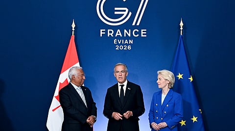 Mark Carney ladeado de António Costa e Ursula von der Leyen.