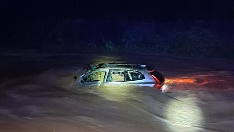 Chuvas intensas em Barcelona: homem morre após carro ser arrastado pelas águas