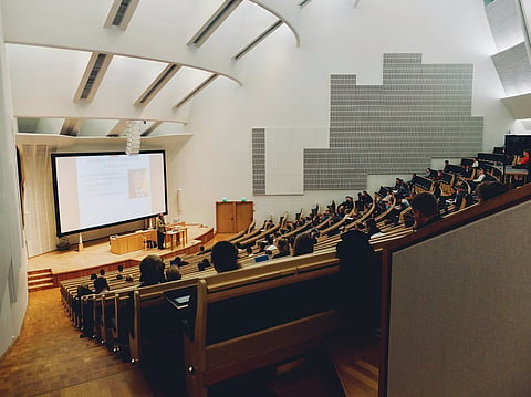 Apoios sociais travam abandono no Ensino Superior privado
