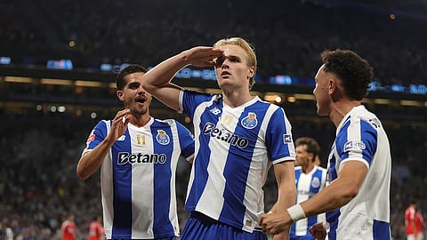 Froholdt voltou ao onze e marcou pelo FC Porto no clássico.