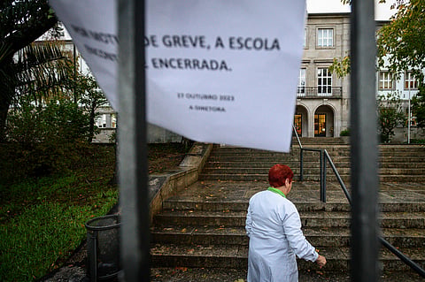 Portões fechados é um dos cenários possíveis para as escolas no dia 2 de outubro.
