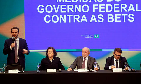 “Eu tomei uma medida dura e drástica necessária. Isso é como um câncer. Ou a gente tira o tumor, ou esse tumor vai matar a gente”, disse Lula.