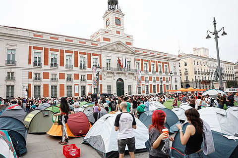 Centenas de pessoas acampam no centro de Madrid contra crise na habitação