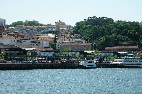 A construção do Gaia Hills, junto à margem do rio Douro, arrancou em 2024.