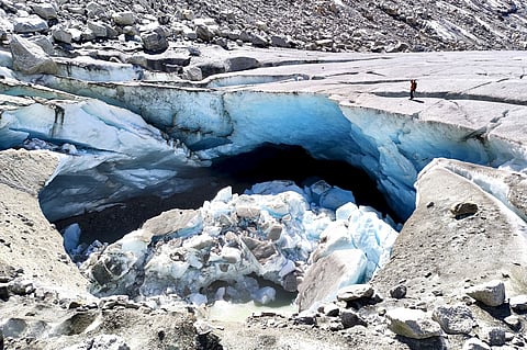 Glaciares suíços perdem mais de 5% do volume de gelo devido às ondas de calor