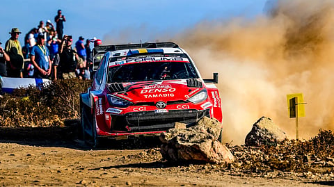 Elfyn Evans sagrou-se campeão mundial nos últimos metros do rali da Sardenha, Itália
