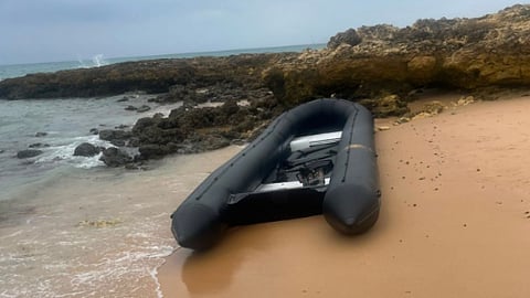 Embarcação apreendida em Albufeira