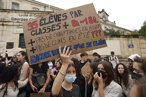 Um dos cartazes de um protesto em Montpellier.