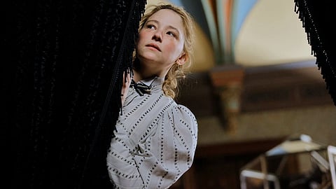 Haley Bennett: ser ou não ser mulher.