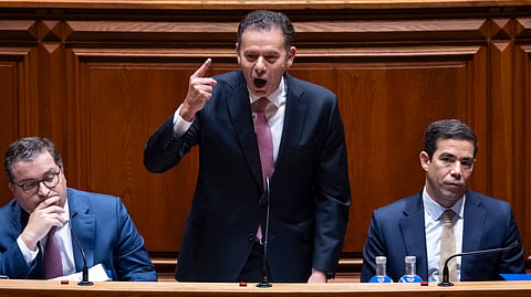 Primeiro-ministro foi ao Parlamento no dia seguinte à apresentação da proposta de Orçamento do Estado.