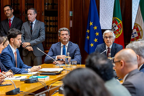 Aguiar-Branco deu posse à comissão presidida por André Ventura.