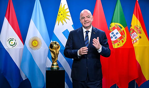 O presidente da FIFA, Gianni Infantino, quando anunciou a atribuição  do Mundial 2030  à candidatura ibero-marroquina, mas com jogos na América do Sul.