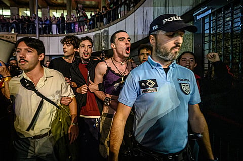 Advogado de manifestantes contesta PSP e denuncia violência policial no protesto pela habitação no Porto

