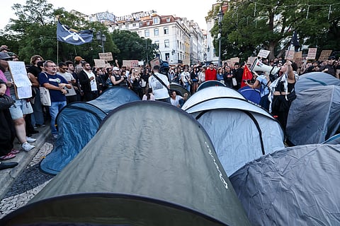 Manifestantes montaram tendas no Rossio