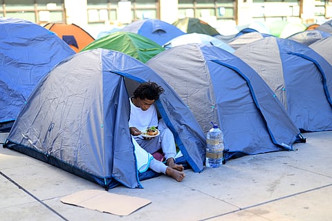 Trinta e cinco pessoas votam acampar esta noite no Porto