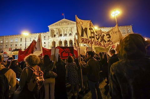 OE2027: habitação e protestos marcam primeiro dia de debate. No exterior da AR, manifestação junta milhares