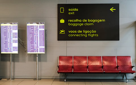 Decisão permite que jovem volte ao país e continue morando com a família.