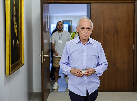 Embaixador do Brasil em Portugal, Raimundo Carreiro, no dia da votação no primeiro turno das eleições.