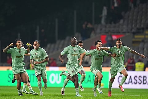 Famalicão na 'final four' da Taça da Liga de futebol ao bater o Sporting de Braga nos penáltis
