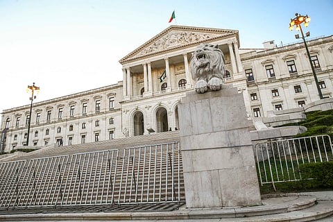 Projeto da CPLP para imigrantes se arrasta no Parlamento