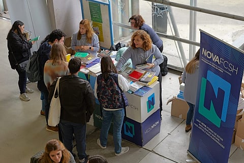 Política de imigração de Portugal é tema de curso com brasileiras entre os professores