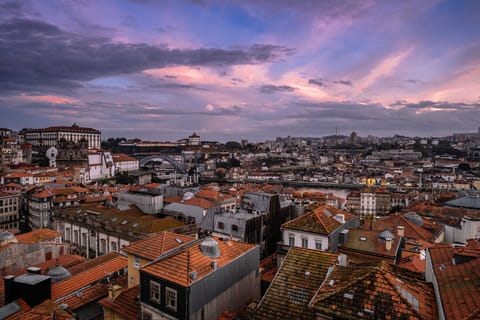 Investimento em escritórios mais do que duplicou em 2025, para 735 milhões de euros