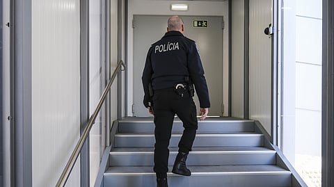 Agentes da PSP, de 25 e 26 anos, detidos por suspeitas do crime de tortura​ a toxicodependentes