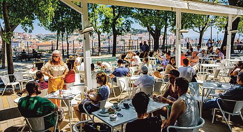 O setor do turismo é um dos que estão a perder emprego.