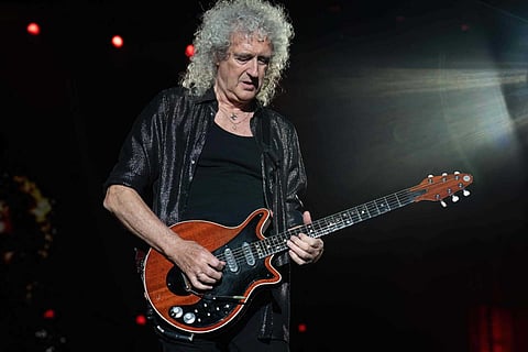 Brian May sofreu um AVC. Chegou a perder o controlo do braço, mas está a recuperar