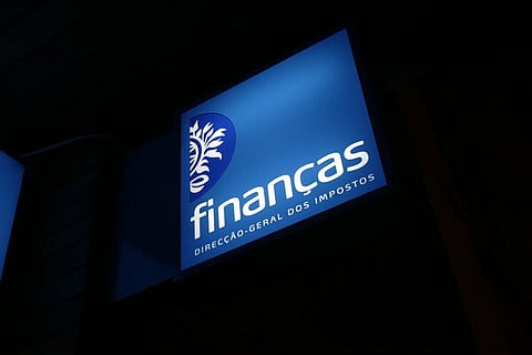 Autoridade Tributária alerta para mensagens fraudulentas