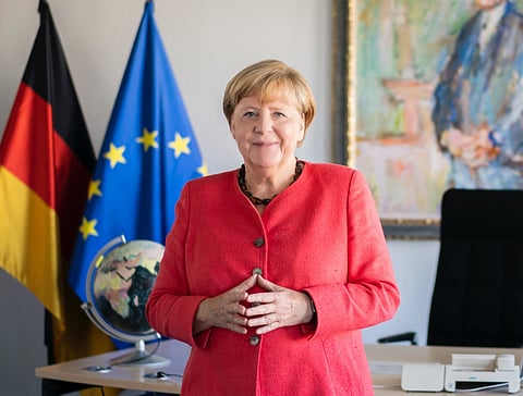 Merkel assume que ficou com "reputação completamente arruinada" em Portugal, Grécia e Itália na crise do euro